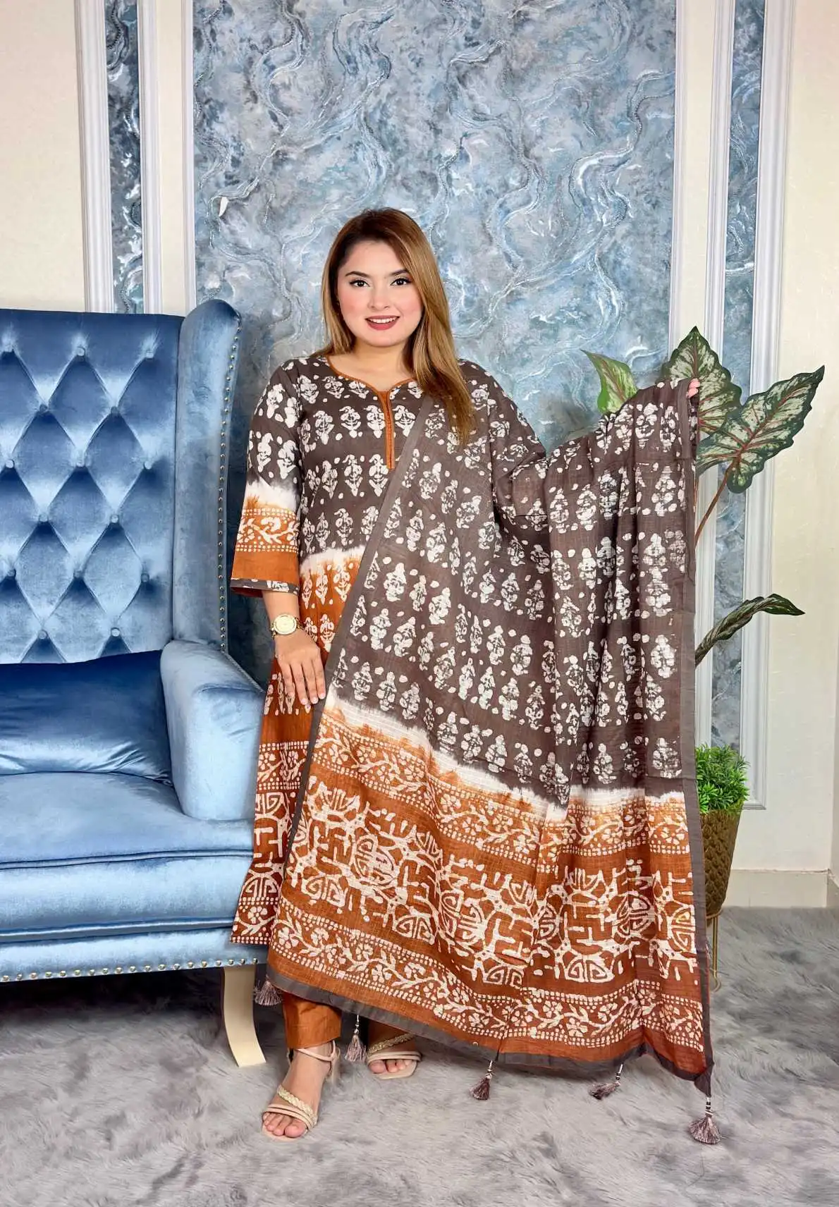 আনস্টিচ প্রিমিয়াম কটন বেক্সি বাটিক থ্রি-পিস জামা + ওড়না + প্যান্ট (BB-6)